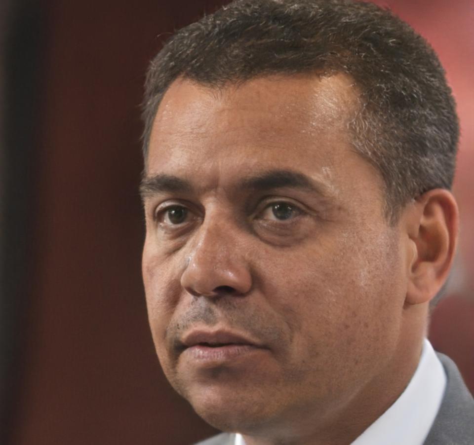 Retrato profesional de Nicolás Herrera